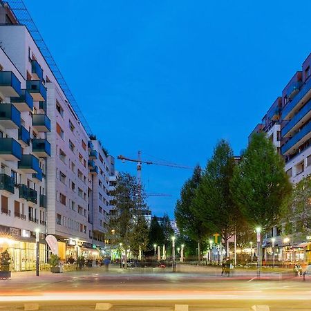 Appartamento Corvin Promenade With Free Parking Budapest Esterno foto